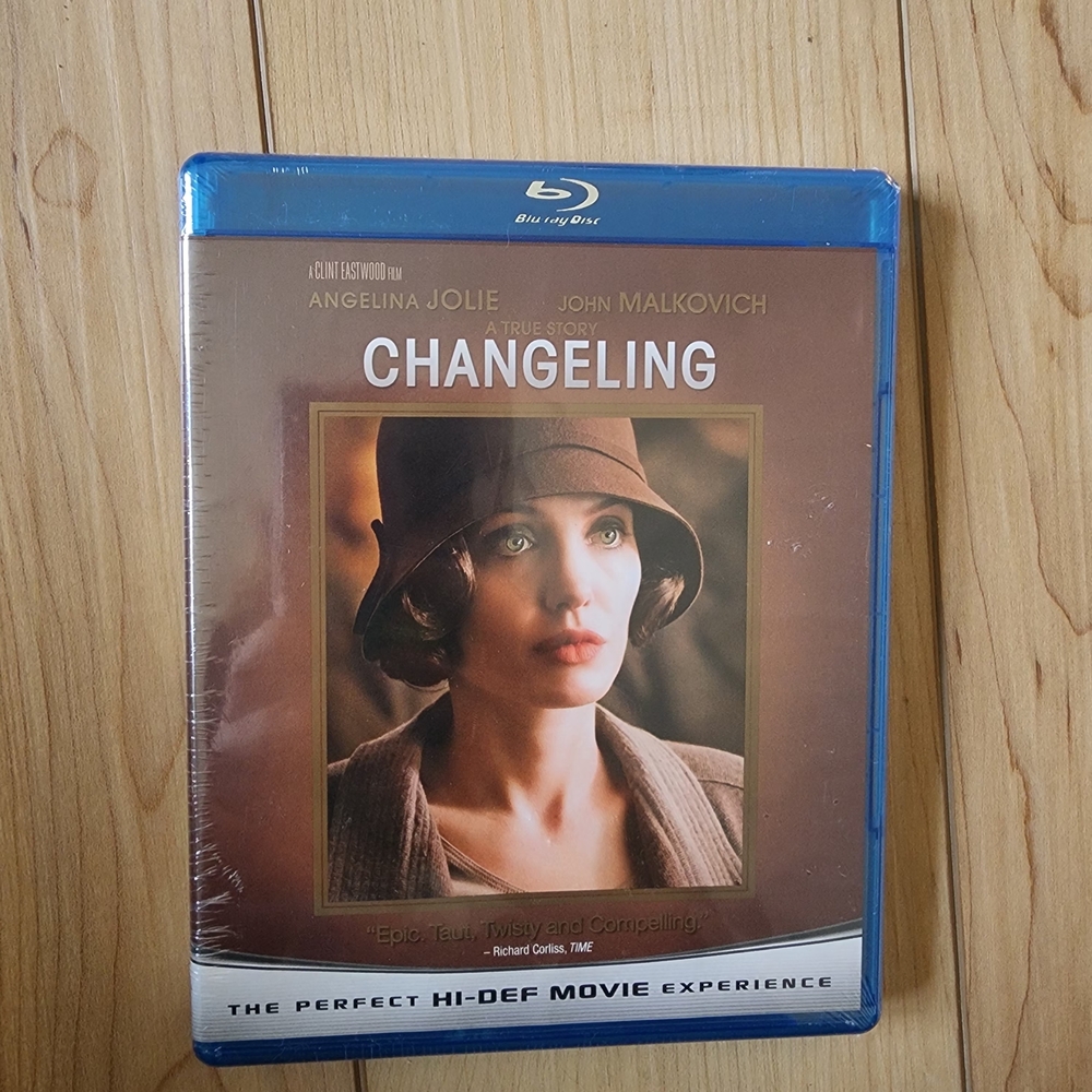 Changeling Blu-ray Disc - Brown Cover with Angelina Jolie